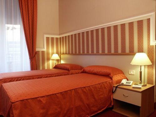 Centro 3*